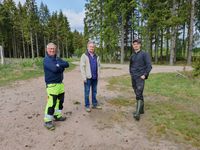 G&ouml;ran i Hult &ndash; marksk&ouml;tsel och alltiallo, &Ouml;rjan Hill &ndash; Olofstorpsexpert och Rasmus Wiktorsson &ndash; skogsf&ouml;rvaltare av Olofstorp. Foto:Sabina Henriksson.